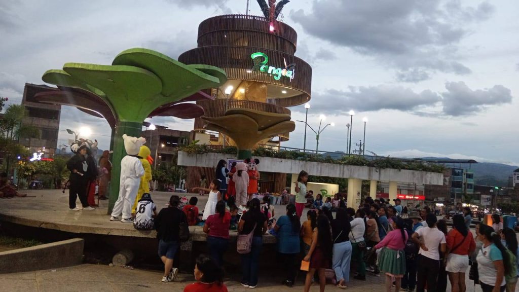 581177576_122256189554236971