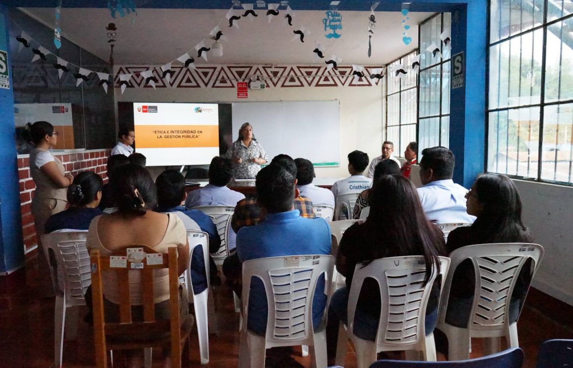 UGEL PANGOA DESARROLLÓ CAPACITACIÓN INSTITUCIONAL SOBRE CONTROL INTERNO